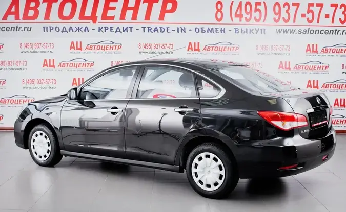 Nissan Almera