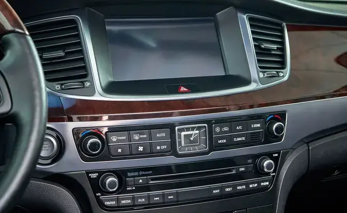 Hyundai Equus