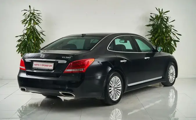 Hyundai Equus