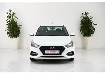 Hyundai Solaris Вид 2