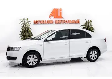 Skoda Rapid Вид 1