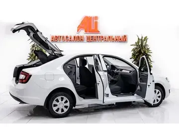Skoda Rapid Вид 5